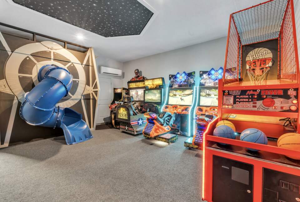 Entertainer's Dream at Reunion with Pool | Arcade | Theater | Putting Green - Reunion, Florida