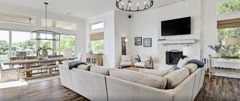 Lakefront Luxury on Lake LBJ - Granite Shoals, Texas