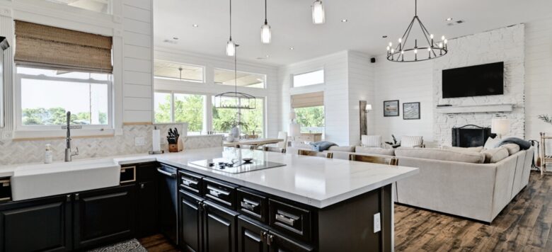 Lakefront Luxury on Lake LBJ - Granite Shoals, Texas