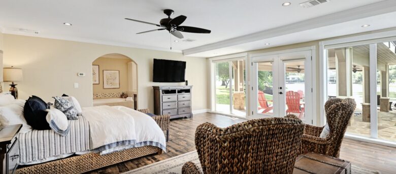 Lakefront Luxury on Lake LBJ - Granite Shoals, Texas