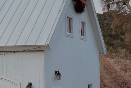 Classic Americana Farmhouse - Paso Robles, California