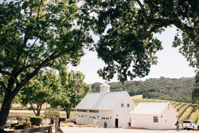 Classic Americana Farmhouse - Paso Robles, California
