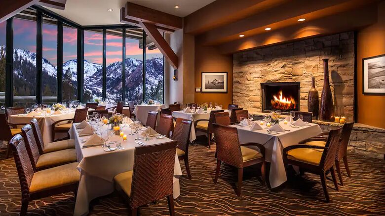 Ski In/Ski Out Everline Resort - Fireplace Suite - Olympic Valley, California