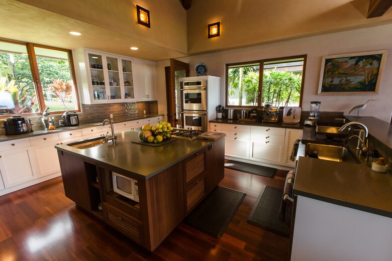 Open & Airy Ocean View Home w/Cats! - Hana, Hawaii