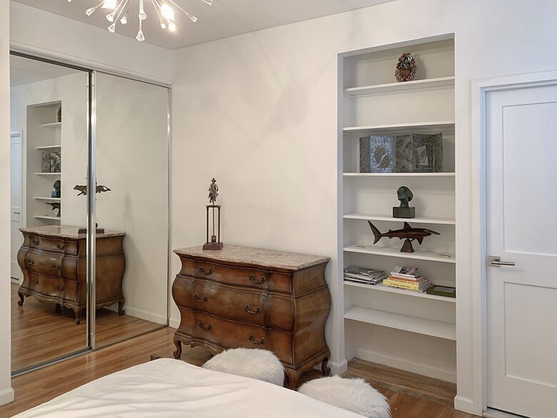 Sun filled apartment with excellent view of Columbus Avenue - New York City, New York