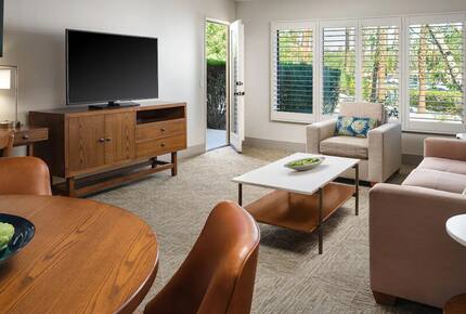 Desert Oasis, Palm Springs Area - One-Bedroom Villa - Cathedral City, California