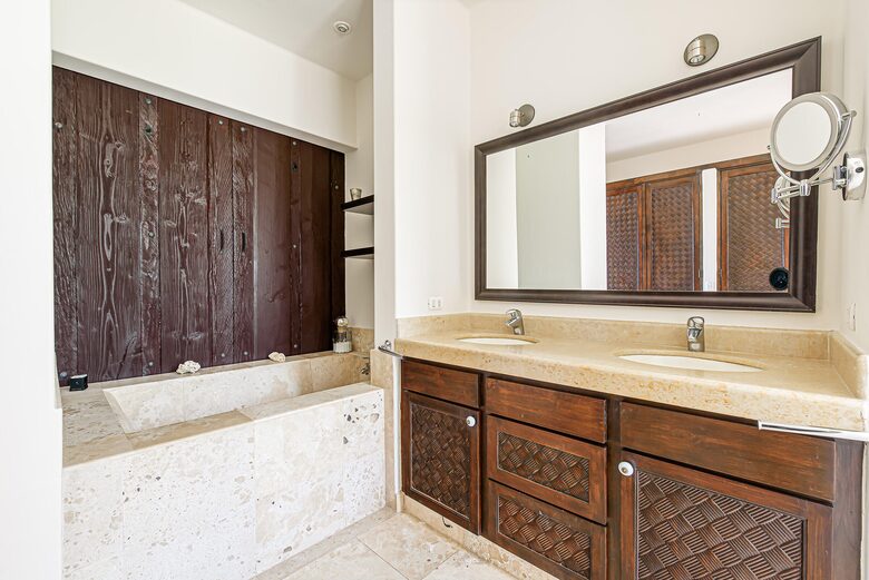 Casa Samadhi Modern Getaway with a Swimmable Beach - Cabo San Lucas, Mexico