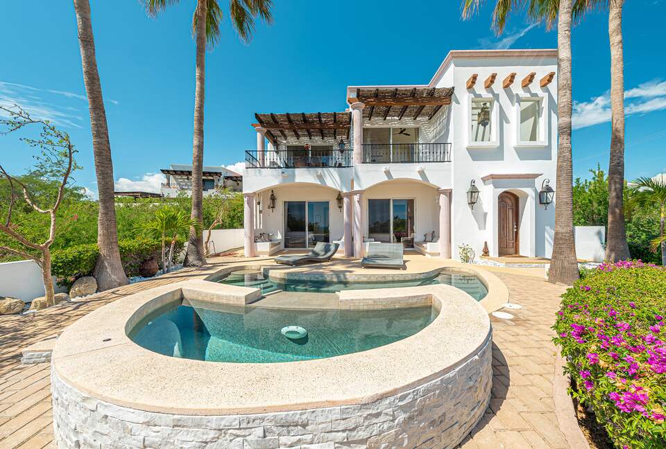 Casa Samadhi Modern Getaway with a Swimmable Beach - Cabo San Lucas, Mexico