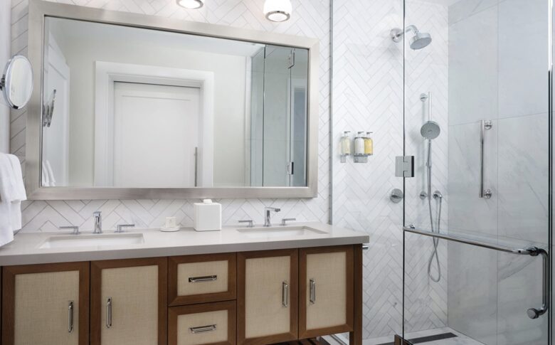 Second bedroom bathroom