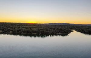 Dockside Digs | Unforgettable Lakefront Retreat on Lake LBJ with incredible amenities - Kingsland, Texas