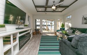 Dockside Digs | Unforgettable Lakefront Retreat on Lake LBJ with incredible amenities - Kingsland, Texas