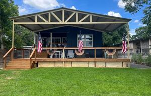Dockside Digs | Unforgettable Lakefront Retreat on Lake LBJ with incredible amenities - Kingsland, Texas