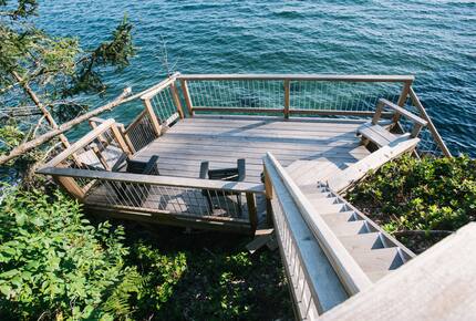 Stunning Studio Oceanfront Escape - Sooke, Canada