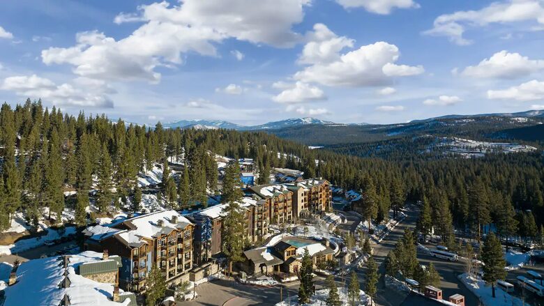 Northstar Lodge, Lake Tahoe - Two-Bedroom Residence with Den - Truckee, California