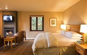 A King Room at the Brewery Gulch Inn & Spa (EH) - Mendocino, California
