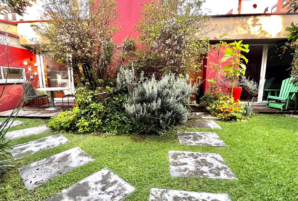 Peaceful Bogotá home surrounded by trees - Bogotá, Colombia