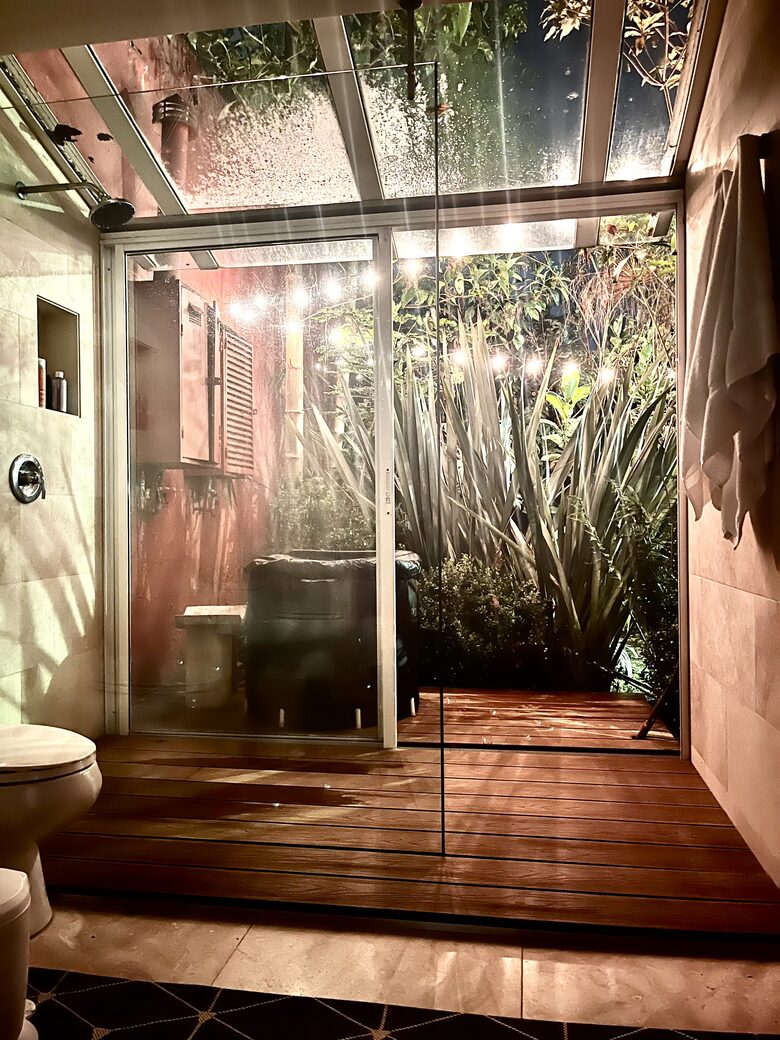 Peaceful Bogotá home surrounded by trees - Bogotá, Colombia