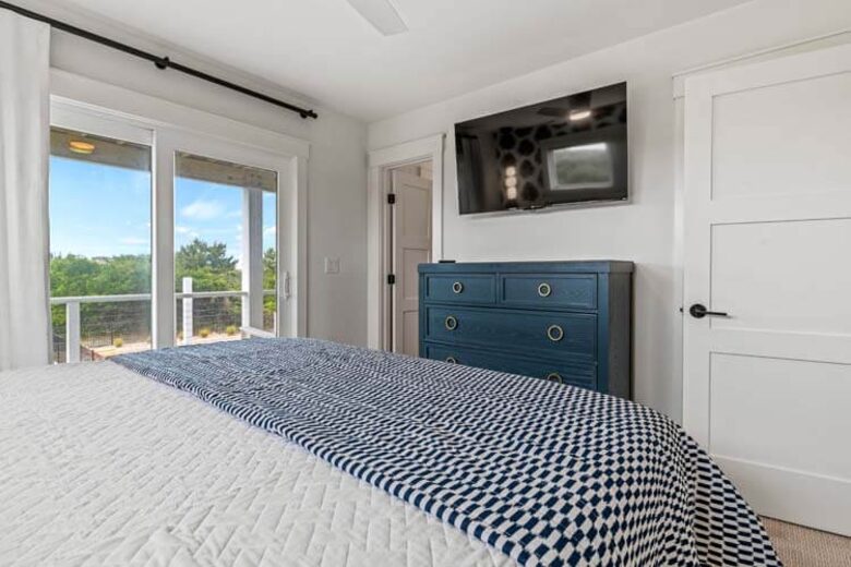Outer Banks Family Retreat | 58 yards from Beach Access - Southern Shores, North Carolina