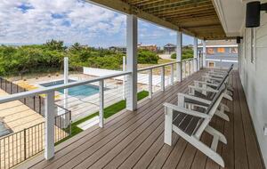 Outer Banks Family Retreat | 58 yards from Beach Access - Southern Shores, North Carolina