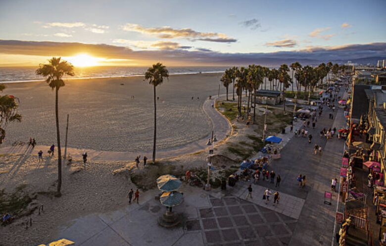 Venice Beachfront Getaway on the Boardwalk - Los Angeles, California