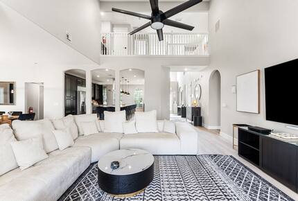 Sunset Mansion | 3 miles from the magic of Disney - Kissimmee, Florida