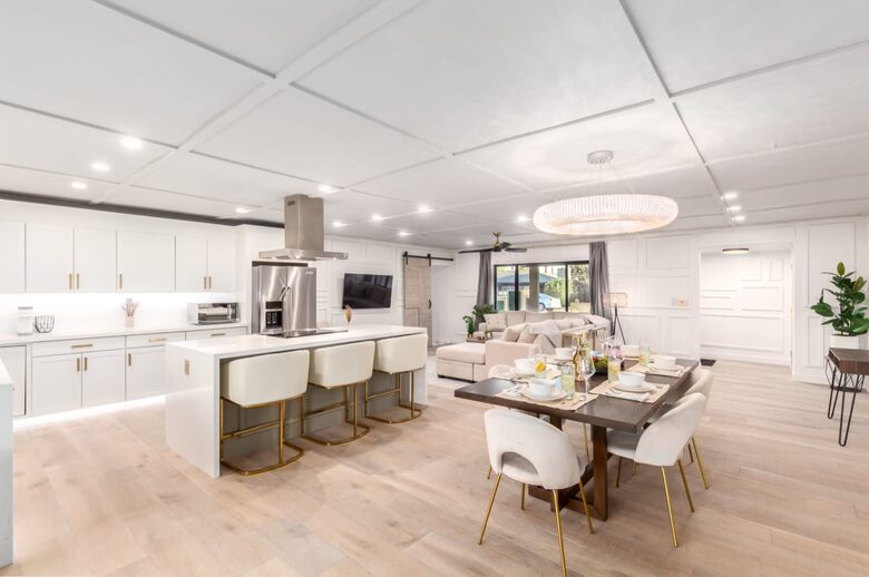 Luxe Downtown Scottsdale Oasis w/ Heated Pool - Scottsdale, Arizona