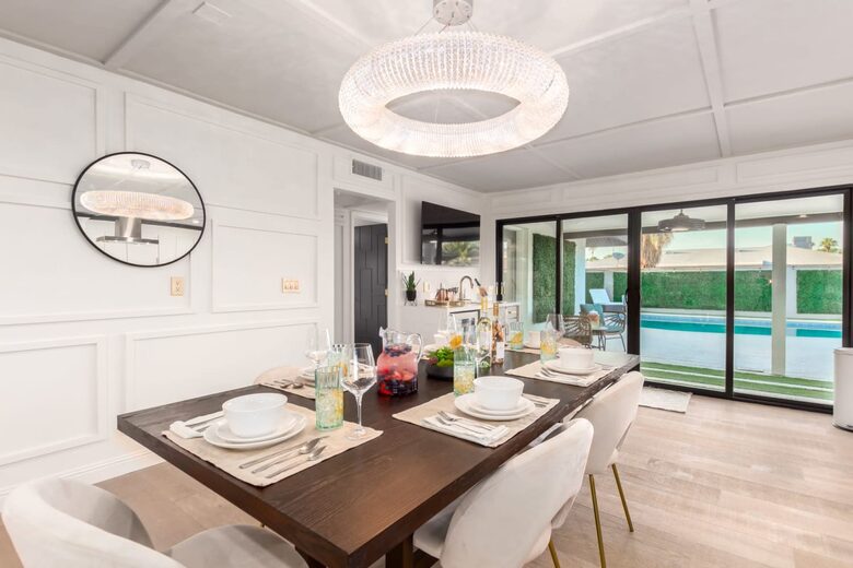 Luxe Downtown Scottsdale Oasis w/ Heated Pool - Scottsdale, Arizona