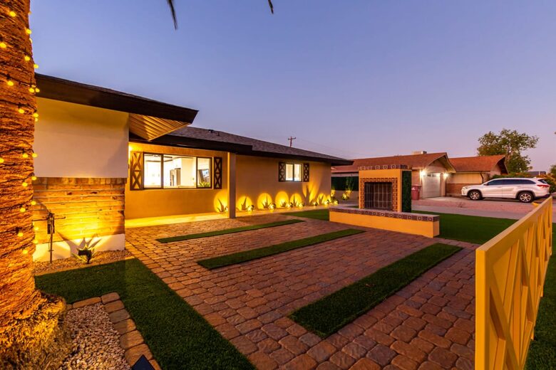 Luxe Downtown Scottsdale Oasis w/ Heated Pool - Scottsdale, Arizona