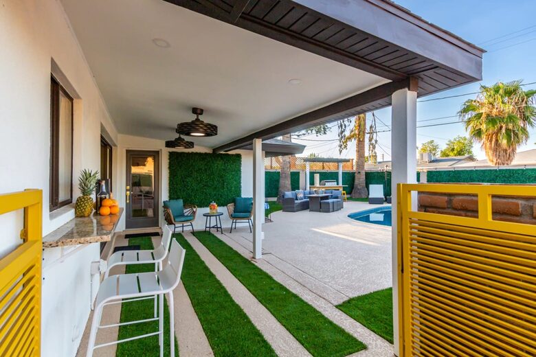 Luxe Downtown Scottsdale Oasis w/ Heated Pool - Scottsdale, Arizona