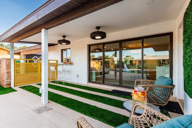 Luxe Downtown Scottsdale Oasis w/ Heated Pool - Scottsdale, Arizona