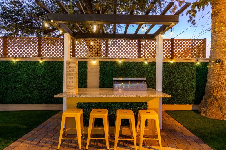 Luxe Downtown Scottsdale Oasis w/ Heated Pool - Scottsdale, Arizona