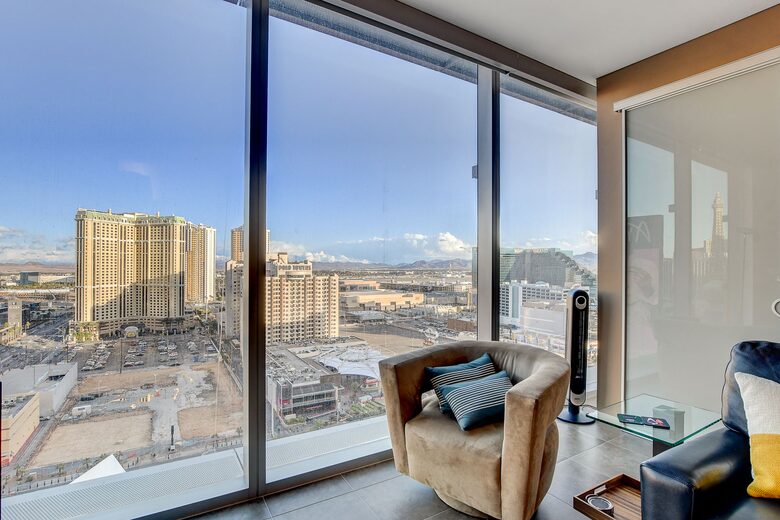 Las Vegas Strip Living - Las Vegas, Nevada