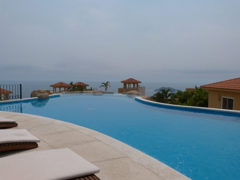 Villa with Ocean View and Private Pool in Acapulco (under remodeling because of Hurracaine until July) - Acapulco, Mexico