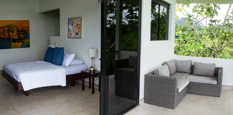 Casa Cascada Panoramic Views and Expansive kitchen - Ojochal, Costa Rica