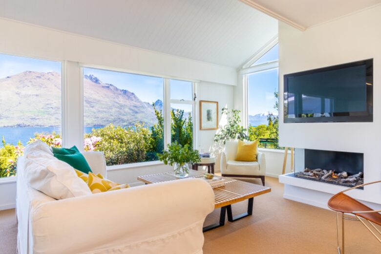 Cedar Drive | Lake Front - Queenstown, New Zealand