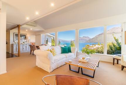 Cedar Drive | Lake Front - Queenstown, New Zealand