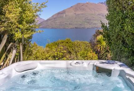 Cedar Drive | Lake Front - Queenstown, New Zealand