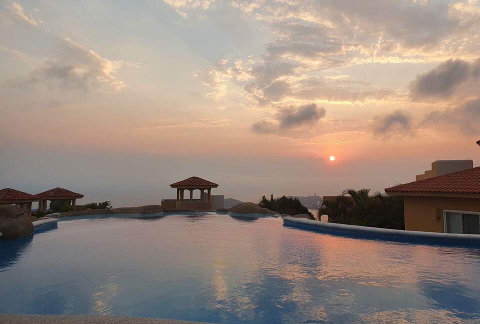 Villa with Ocean View and Private Pool in Acapulco (under remodeling because of Hurracaine until July) - Acapulco, Mexico
