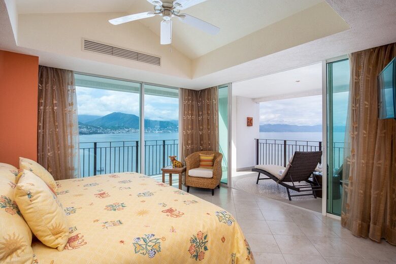 Spacious 3 Bed 3 Bath Beachfront Corner Unit - Puerto Vallarta, Mexico