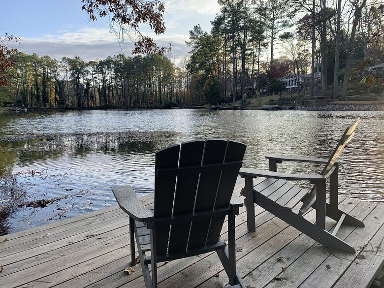 Atlanta Lakefront Tranquil Getaway - Roswell, Georgia