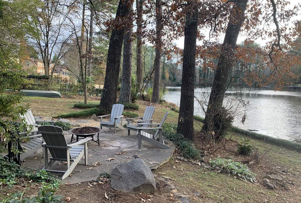 Atlanta Lakefront Tranquil Getaway - Roswell, Georgia