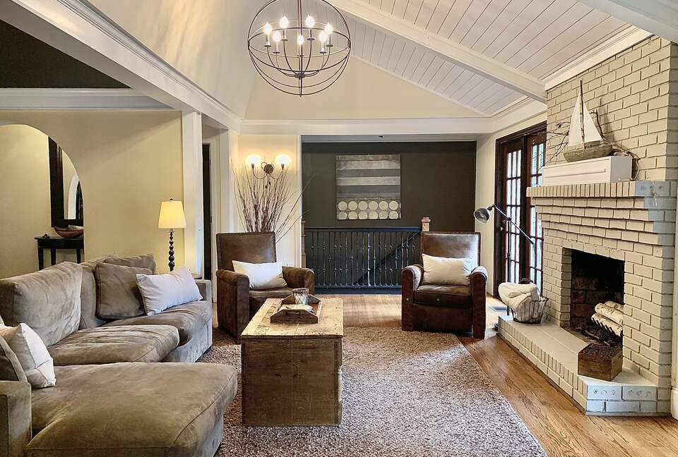 Atlanta Lakefront Tranquil Getaway - Roswell, Georgia