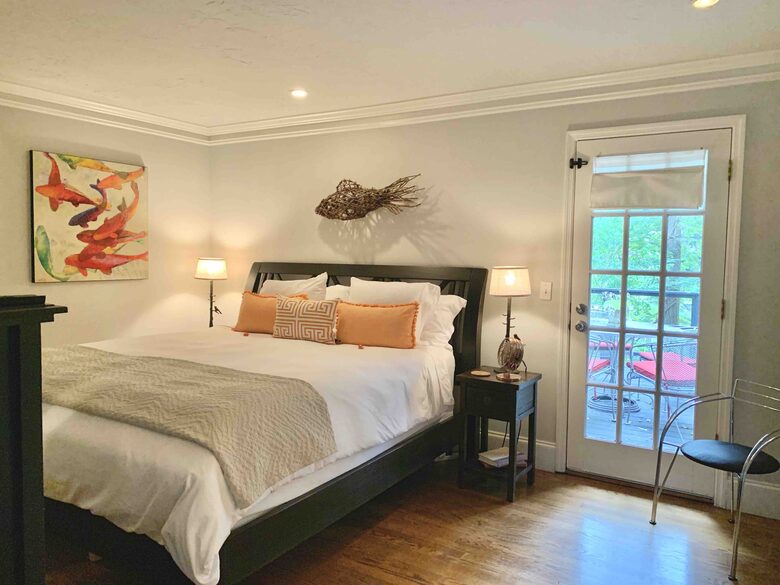 Atlanta Lakefront Tranquil Getaway - Roswell, Georgia