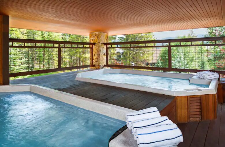 Hilton Grand Vacations Club Valdoro Mountain Lodge Breckenridge | One King Bedroom Suite - Breckenridge, Colorado