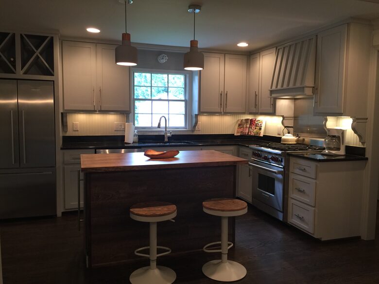 Cozy Cottage | Walk to Shops, Restaurants, Spas - Roswell, Georgia