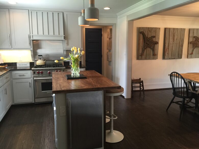 Cozy Cottage | Walk to Shops, Restaurants, Spas - Roswell, Georgia