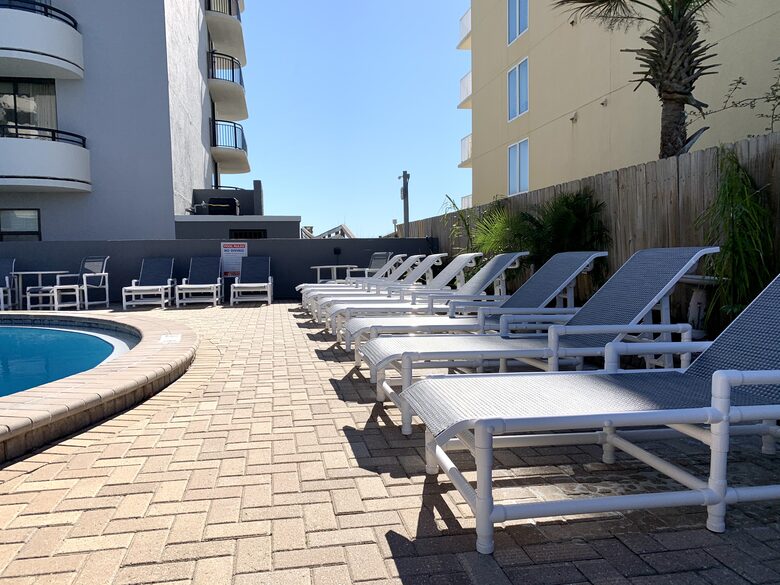 Chic Ocean Front 3-Bedroom Condo with a Pool - Fort Walton Beach, Florida