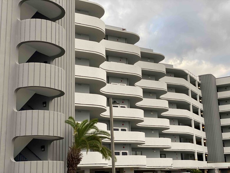 Chic Ocean Front 3-Bedroom Condo with a Pool - Fort Walton Beach, Florida