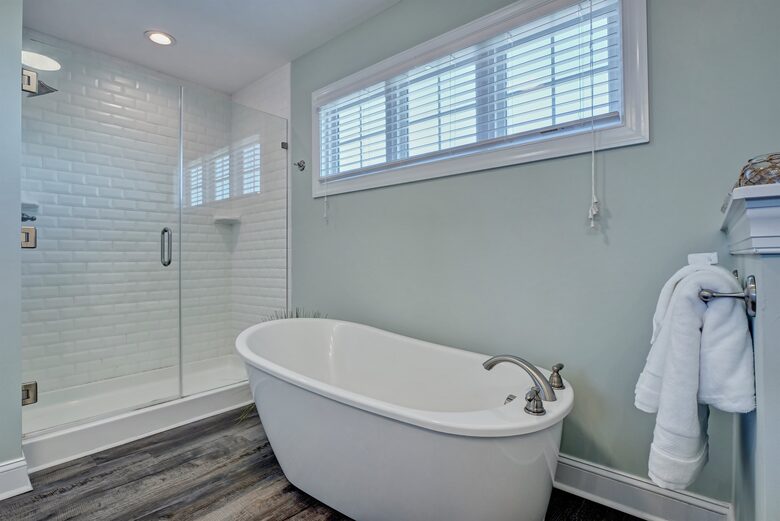 Renew by the Sea (Unit 2) | Oceanfront, Communal Pool, Hot Tubs, Elevator - North Topsail Beach, North Carolina
