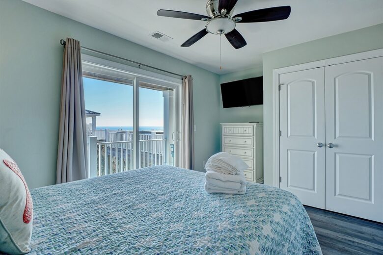 Renew by the Sea (Unit 2) | Oceanfront, Communal Pool, Hot Tubs, Elevator - North Topsail Beach, North Carolina